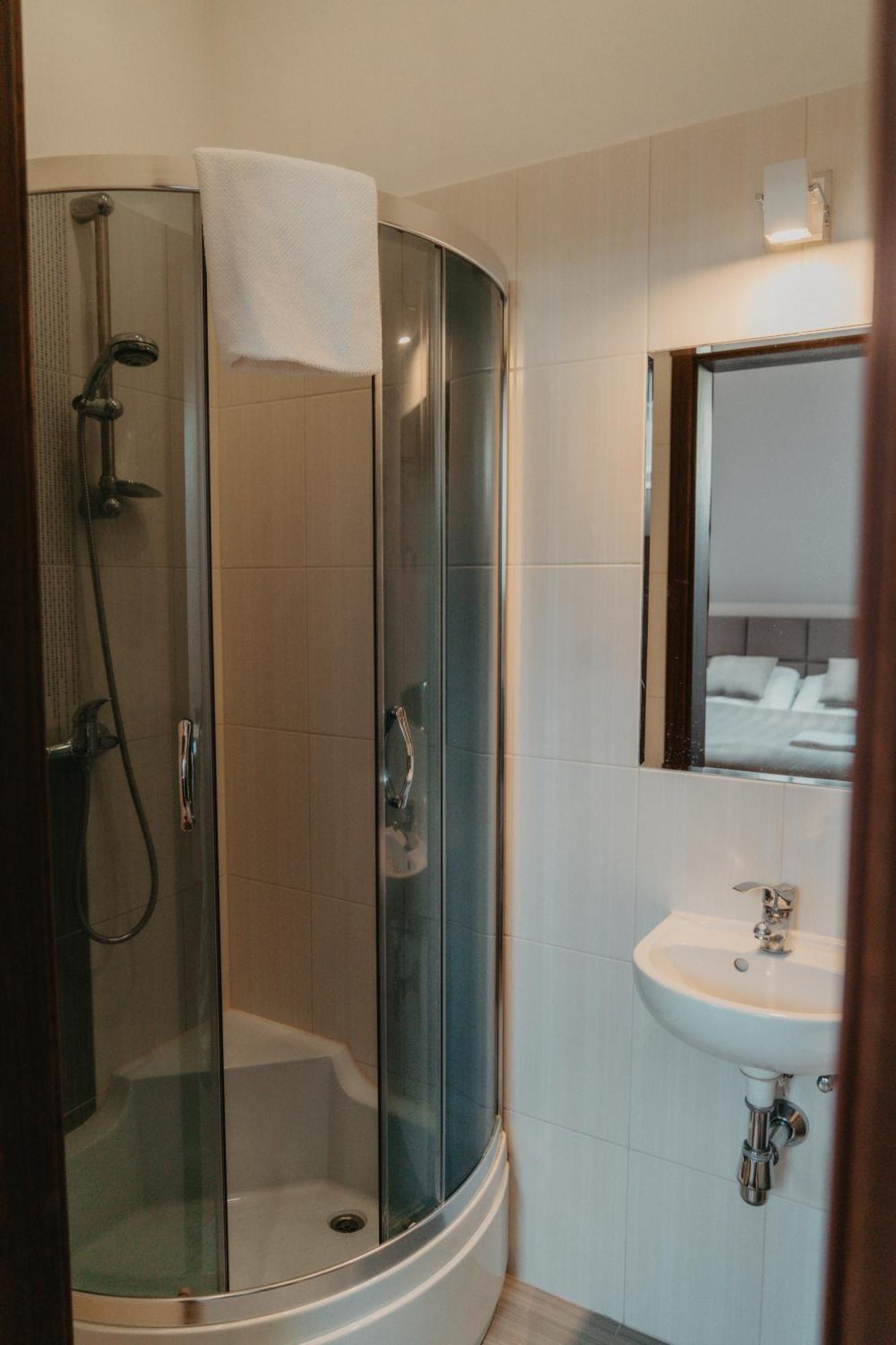 De Facto Bed and Breakfast Zambrow Δωμάτιο φωτογραφία
